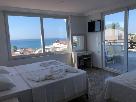 Didim Hotel Ella Bagian luar foto