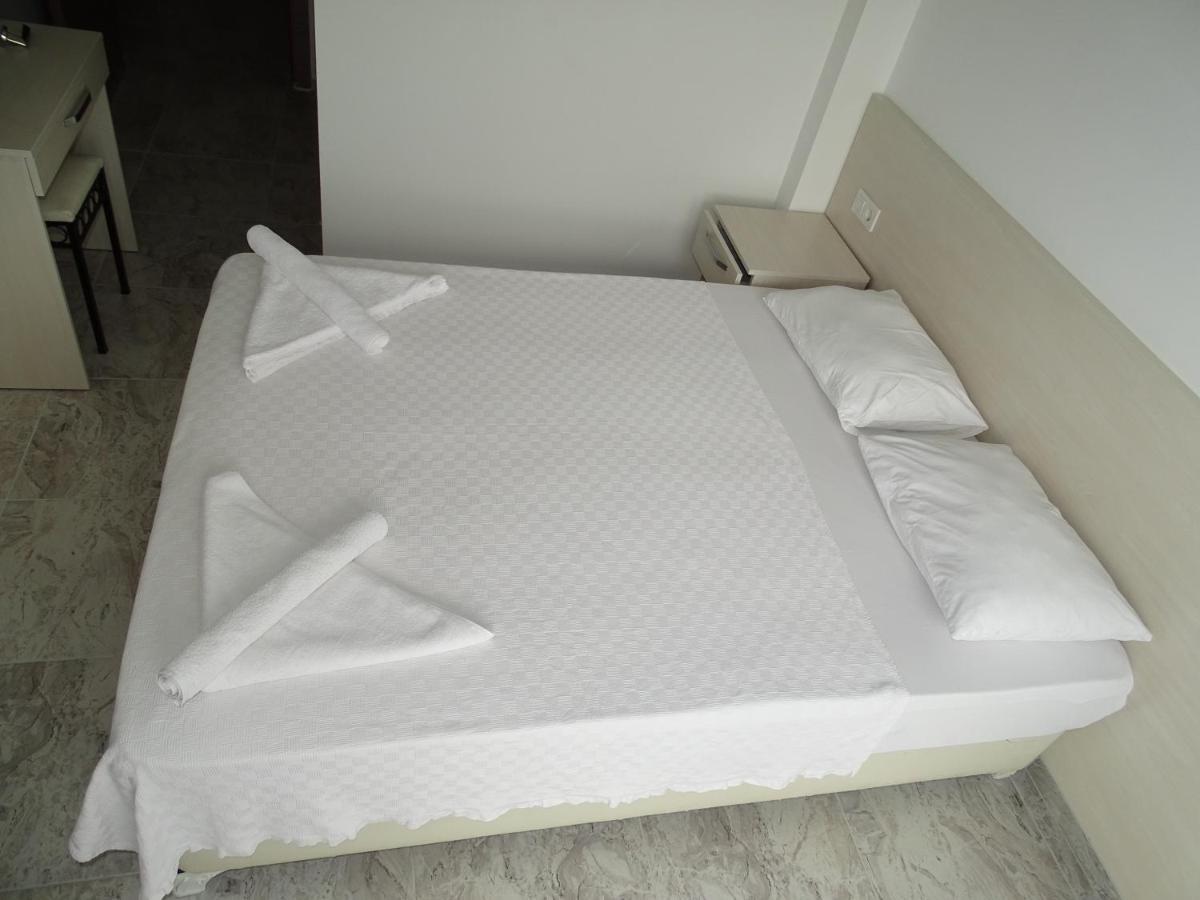 Didim Hotel Ella Bagian luar foto